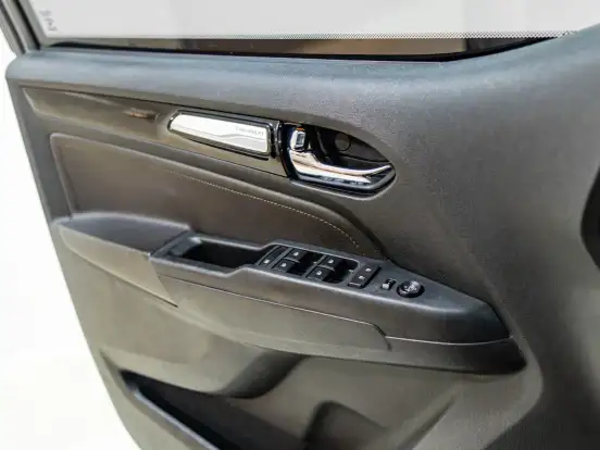 CHEVROLET-TRAILBLAZER-2017