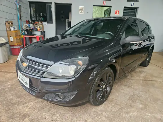 CHEVROLET VECTRA 2.0 MPFI GT-X HATCH 8V FLEX 4P AUTOMÁTICO CHEVROLET VECTRA 2.0 MPFI GT-X HATCH 8V FLEX 4P AUTOMÁTICO