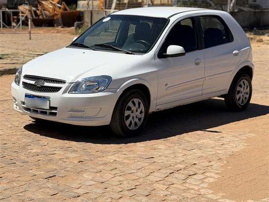 CHEVROLET-CELTA-1.0 MPFI ADVANTAGE 8V FLEX 4P MANUAL CHEVROLET-CELTA-2014