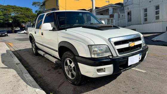 CHEVROLET S10 2.8 TORNADO 4X4 CD 12V TURBO ELECTRONIC INTERCOOLER DIESEL 4P MANUAL