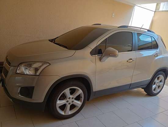 CHEVROLET-TRACKER-2015