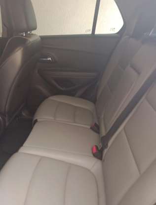 CHEVROLET-TRACKER-2015