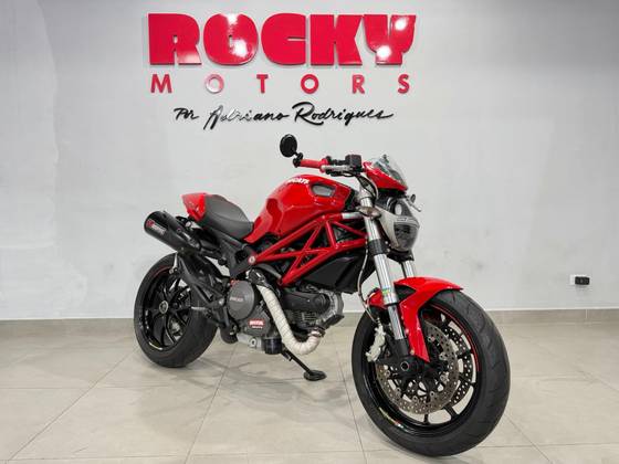 DUCATI MONSTER 796 
