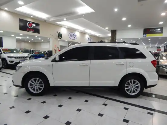 FIAT-FREEMONT-2013