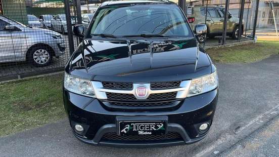FIAT-FREEMONT-2012