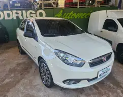 FIAT GRAND SIENA 1.6 MPI ESSENCE 16V FLEX 4P AUTOMATIZADO FIAT GRAND SIENA 1.6 MPI ESSENCE 16V FLEX 4P AUTOMATIZADO