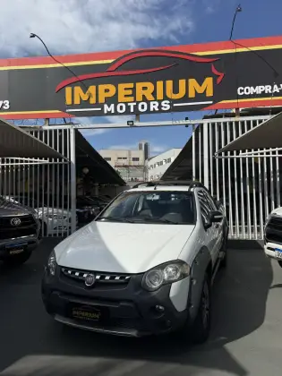 FIAT STRADA 1.8 MPI ADVENTURE CE 16V FLEX 2P MANUAL FIAT STRADA 1.8 MPI ADVENTURE CE 16V FLEX 2P MANUAL