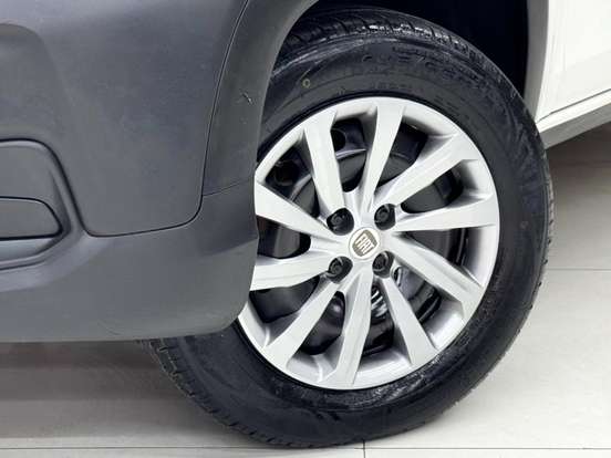 FIAT-STRADA-2023