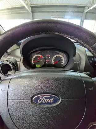 FORD-ECOSPORT-2010