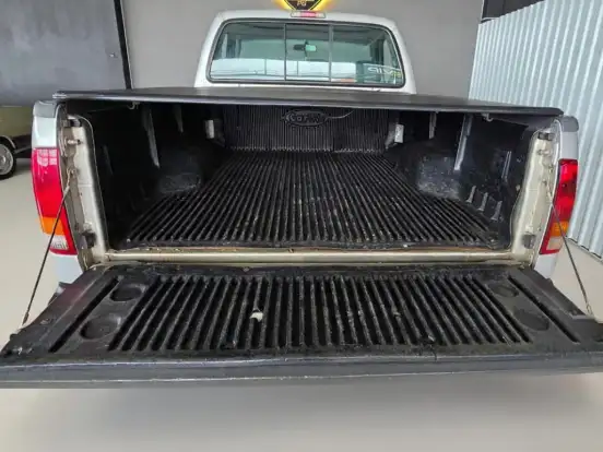FORD-F-250-4.2 XL 4X2 CS TURBO INTERCOOLER DIESEL 2P MANUAL FORD-F-250-2001