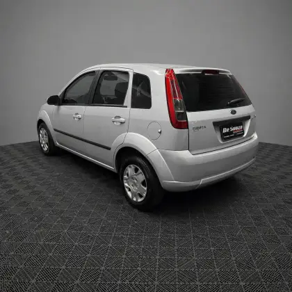 FORD FIESTA 1.6 MPI CLASS HATCH 8V FLEX 4P MANUAL FORD FIESTA 1.6 MPI CLASS HATCH 8V FLEX 4P MANUAL