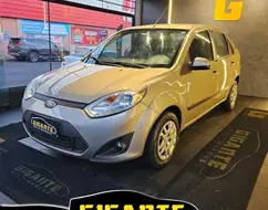 FORD FIESTA 1.6 ROCAM SE 8V FLEX 4P MANUAL FORD FIESTA 1.6 ROCAM SE 8V FLEX 4P MANUAL
