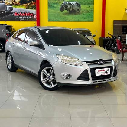 FORD FOCUS 2.0 SE PLUS SEDAN 16V FLEX 4P AUTOMÁTICO