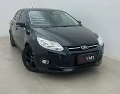 FORD FOCUS 2.0 TITANIUM PLUS 16V FLEX 4P POWERSHIFT FORD FOCUS 2.0 TITANIUM PLUS 16V FLEX 4P POWERSHIFT
