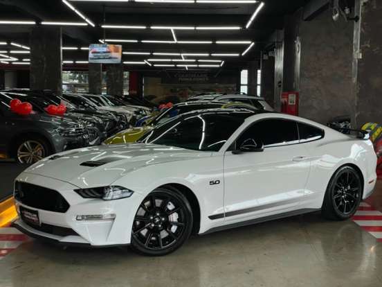 FORD-MUSTANG-2019