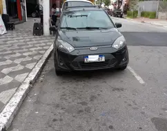FORD FIESTA 1.0 ROCAM S 8V FLEX 4P MANUAL FORD FIESTA 1.0 ROCAM S 8V FLEX 4P MANUAL