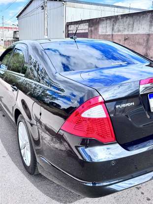 FORD-FUSION-2012