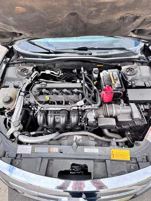FORD-FUSION-2012