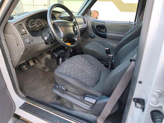 FORD-RANGER-2001