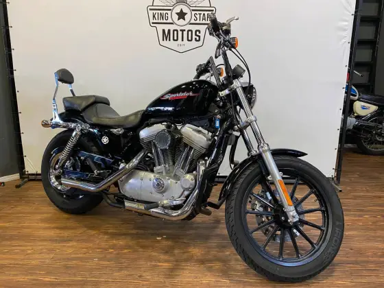 HARLEY-DAVIDSON SPORTSTER XL 883 HARLEY-DAVIDSON SPORTSTER XL 883