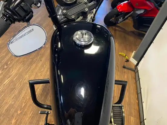 HARLEY-DAVIDSON-SPORTSTER XL 883 HARLEY-DAVIDSON-SPORTSTER XL 883-2006