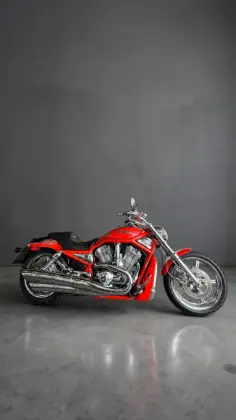 HARLEY-DAVIDSON V-ROD SCREAMIN EAGLE 