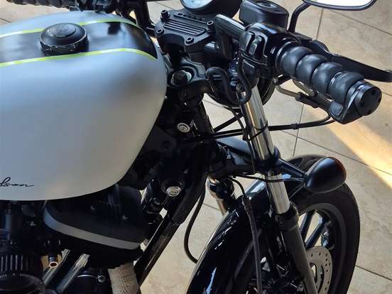 HARLEY-DAVIDSON-SPORTSTER XL 883 R HARLEY-DAVIDSON-SPORTSTER XL 883 R-2008