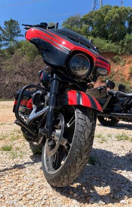 HARLEY-DAVIDSON STREET GLIDE SPECIAL 