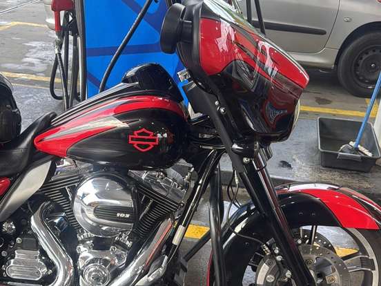 HARLEY-DAVIDSON-STREET GLIDE SPECIAL HARLEY-DAVIDSON-STREET GLIDE SPECIAL-2014