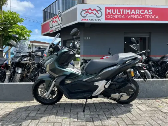 HONDA ADV 