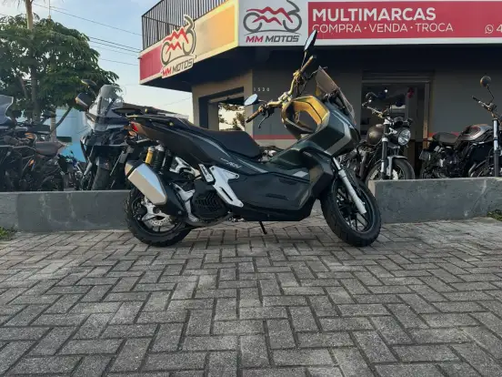 HONDA-ADV-2024