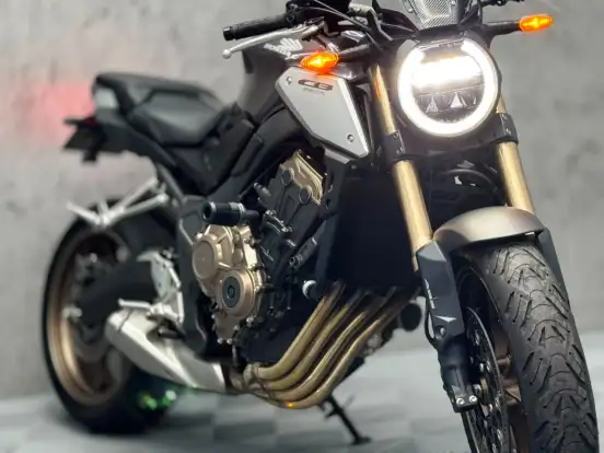 HONDA-CB 650 R ABS-2022