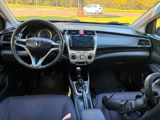 HONDA-CITY-2011