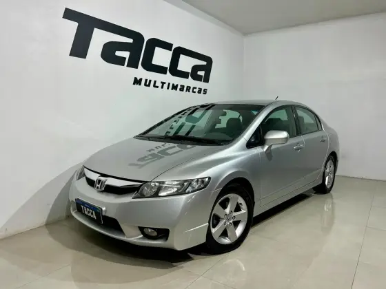HONDA CIVIC 1.8 LXS 16V FLEX 4P MANUAL HONDA CIVIC 1.8 LXS 16V FLEX 4P MANUAL