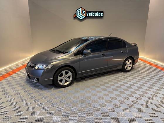 HONDA CIVIC 1.8 LXS 16V FLEX 4P AUTOMÁTICO