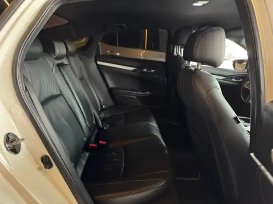 HONDA-CIVIC-2018
