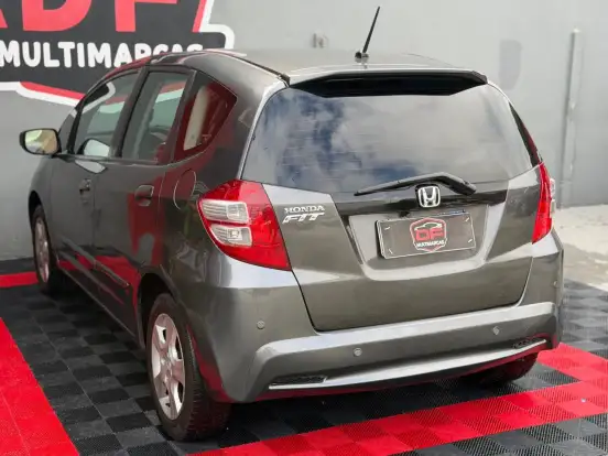 HONDA-FIT-2013