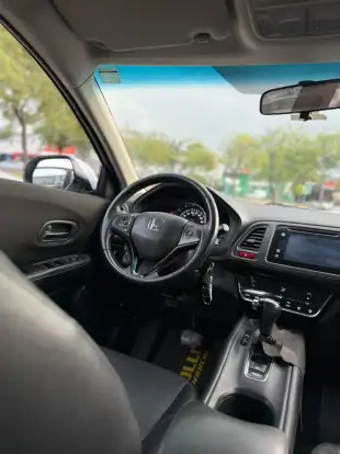 HONDA-HR-V-2015