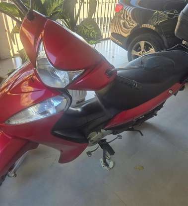 HONDA-BIZ 125 ES-2012