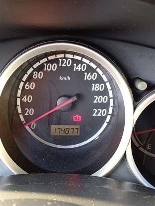 HONDA-FIT-2006