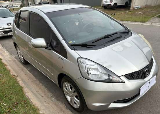 HONDA-FIT-2009
