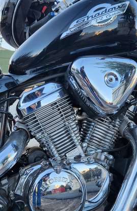 HONDA-SHADOW 600C VT HONDA-SHADOW 600C VT-2002