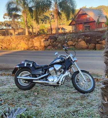 HONDA-SHADOW 600C VT-2002
