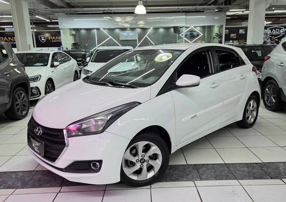 HYUNDAI HB20 1.0 COMFORT 12V FLEX 4P MANUAL