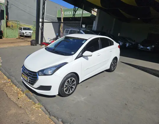 HYUNDAI HB20S 1.6 COMFORT STYLE 16V FLEX 4P AUTOMÁTICO
