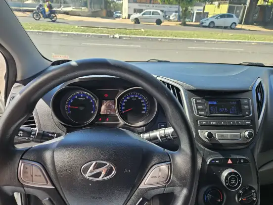 HYUNDAI-HB20S-1.6 COMFORT STYLE 16V FLEX 4P AUTOMÁTICO HYUNDAI-HB20S-2016