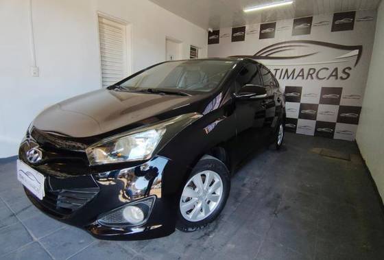 HYUNDAI HB20S 1.6 COMFORT PLUS 16V FLEX 4P MANUAL