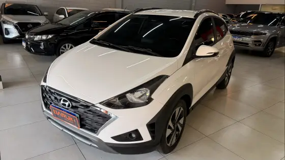 HYUNDAI HB20X 1.6 16V FLEX EVOLUTION AUTOMÁTICO HYUNDAI HB20X 1.6 16V FLEX EVOLUTION AUTOMÁTICO