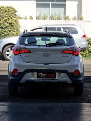 HYUNDAI-HB20X-2014