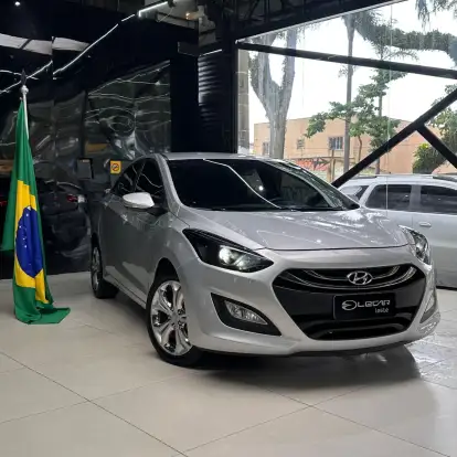 HYUNDAI-I30-1.8 MPI 16V GASOLINA 4P AUTOMATICO HYUNDAI-I30-2013
